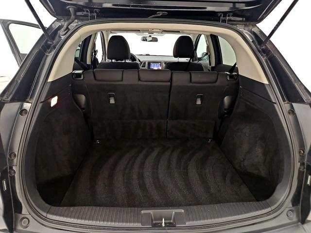 Photo of 2016 Black Honda HR-V