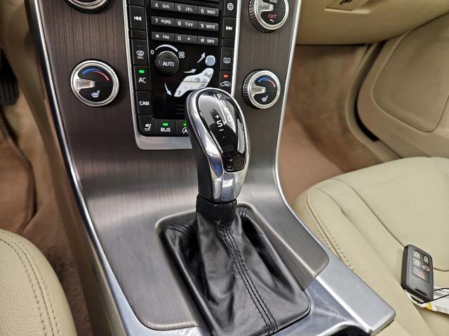 Photo of 2015 Red Volvo S60