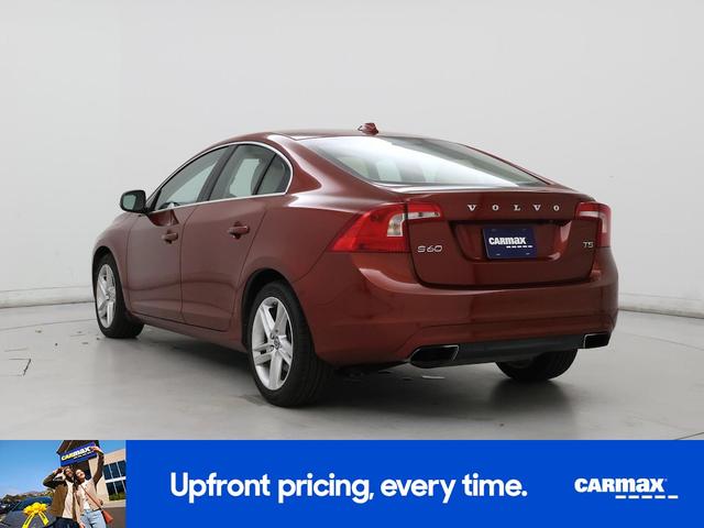 Photo of 2015 Red Volvo S60