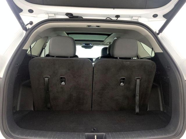 Photo of 2021 White Kia Sorento