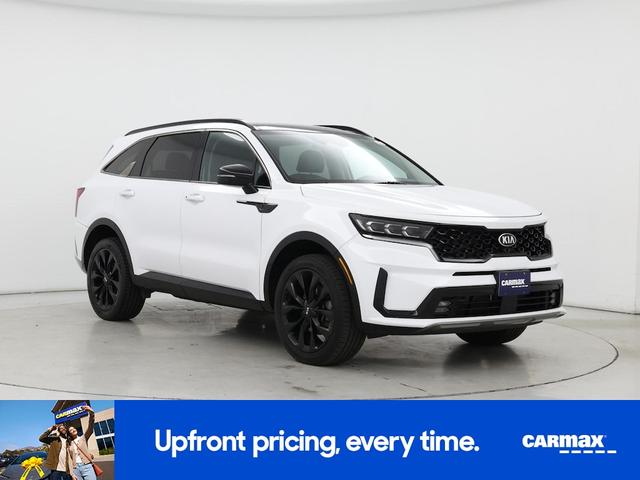 Photo of 2021 White Kia Sorento