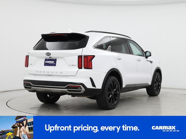 Photo of 2021 White Kia Sorento