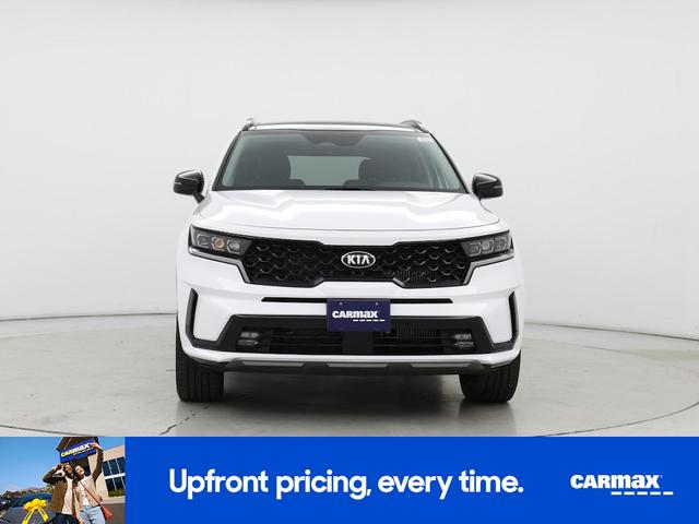 Photo of 2021 White Kia Sorento