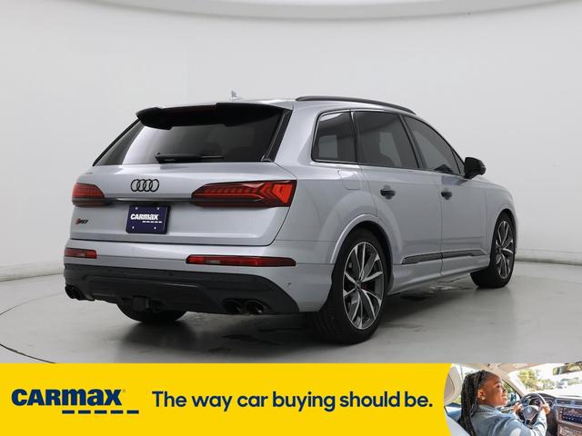 Photo of 2023 Silver Audi SQ7