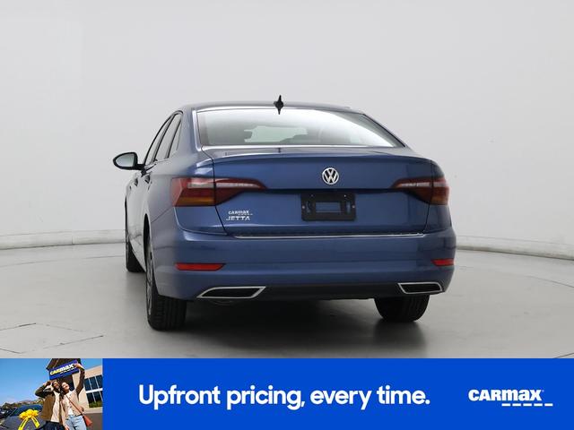 Photo of 2019 Blue Volkswagen Jetta