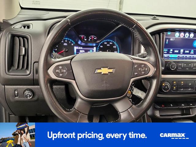Photo of 2017 Gray Chevrolet Colorado