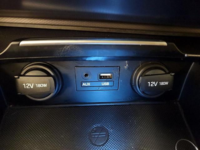Photo of 2015 Black Hyundai Genesis