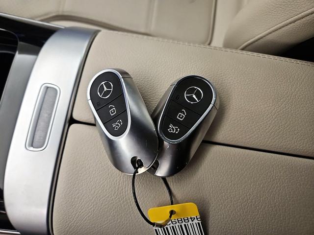 Photo of 2022 Blue Mercedes-Benz C-Class