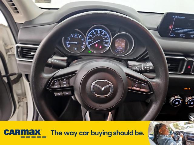 Photo of 2017 White Mazda CX-5