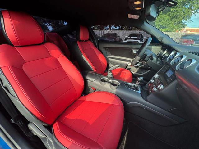 Photo of 2020 Blue Ford Mustang