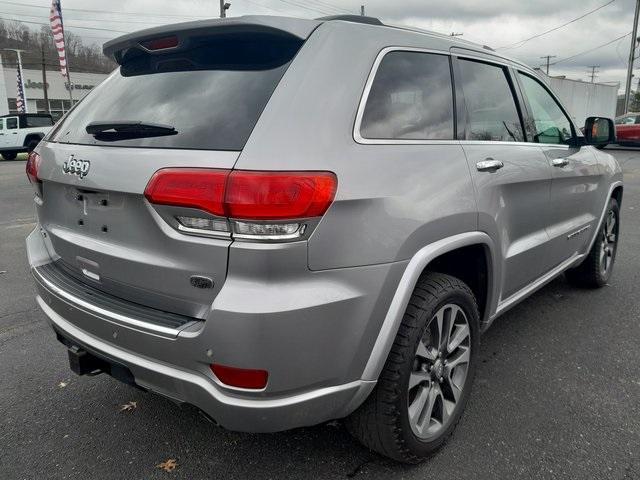 Photo of 2017 Billet Silver Metallic Clearcoat Jeep Grand Cherokee