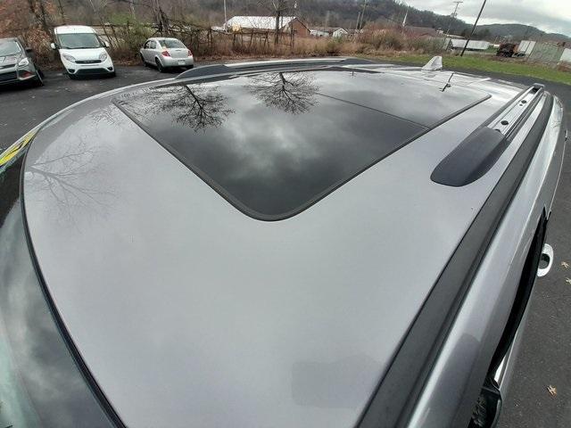 Photo of 2017 Billet Silver Metallic Clearcoat Jeep Grand Cherokee