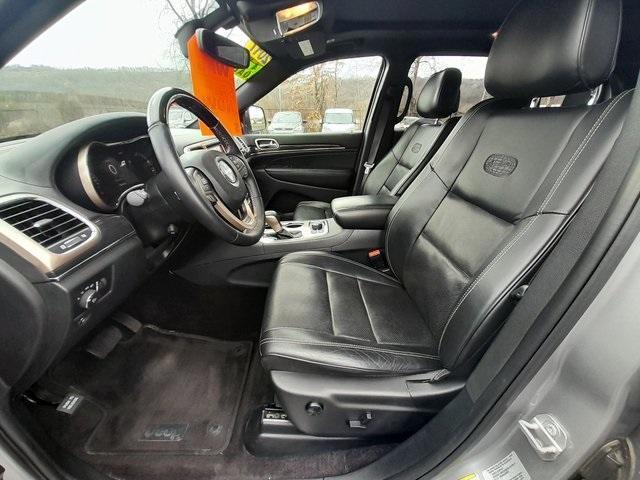 Photo of 2017 Billet Silver Metallic Clearcoat Jeep Grand Cherokee
