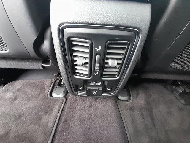 Photo of 2017 Billet Silver Metallic Clearcoat Jeep Grand Cherokee