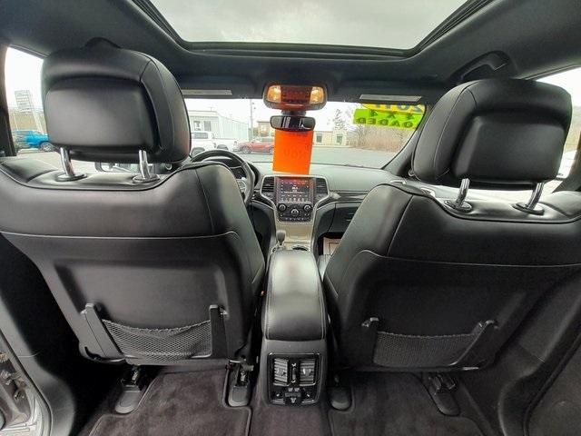 Photo of 2017 Billet Silver Metallic Clearcoat Jeep Grand Cherokee