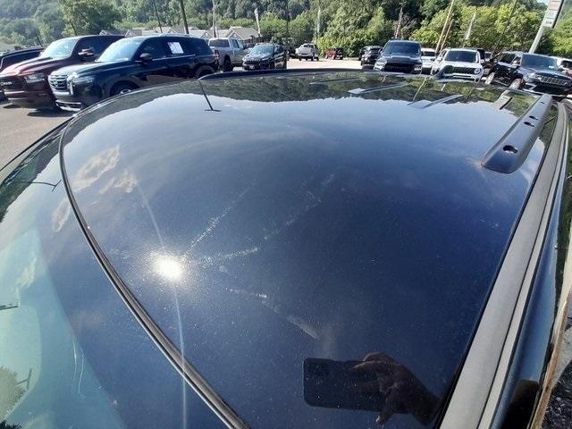 Photo of 2021 Diamond Black Jeep Grand Cherokee
