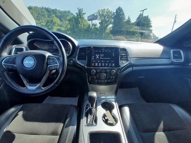 Photo of 2021 Diamond Black Jeep Grand Cherokee