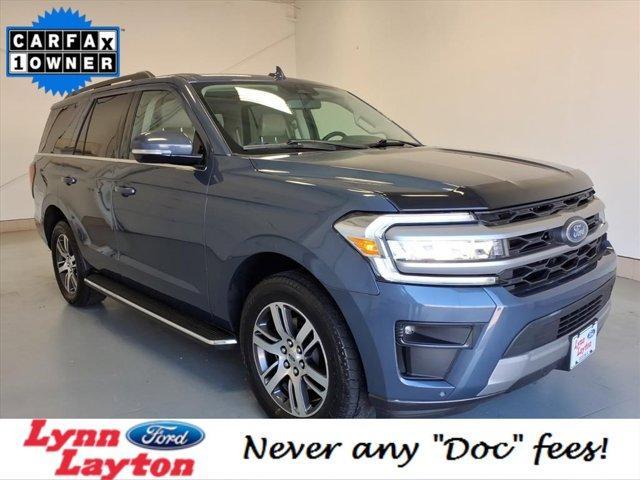 Photo of 2022 Blue Ford Expedition