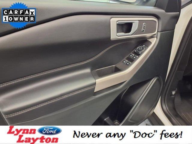Photo of 2023 White Ford Explorer
