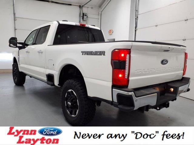 Photo of 2025 Oxford White Ford F-250