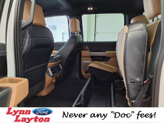 Photo of 2025 Oxford White Ford F-250
