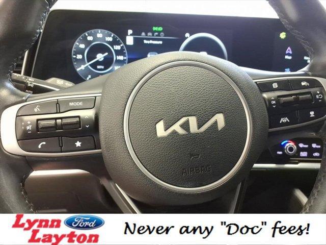 Photo of 2023 Gray Kia Sportage