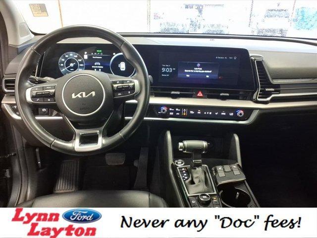 Photo of 2023 Gray Kia Sportage