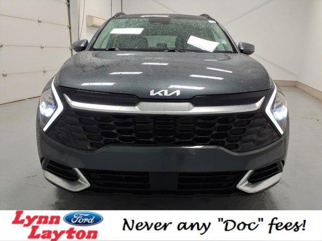 Photo of 2023 Gray Kia Sportage