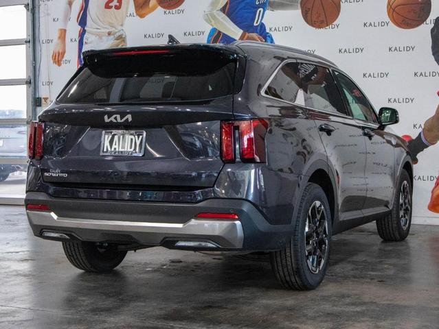 Photo of 2025 Metal Kia Sorento