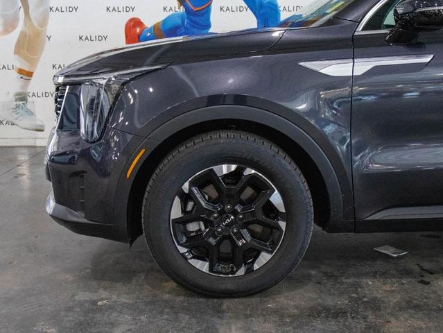 Photo of 2025 Metal Kia Sorento