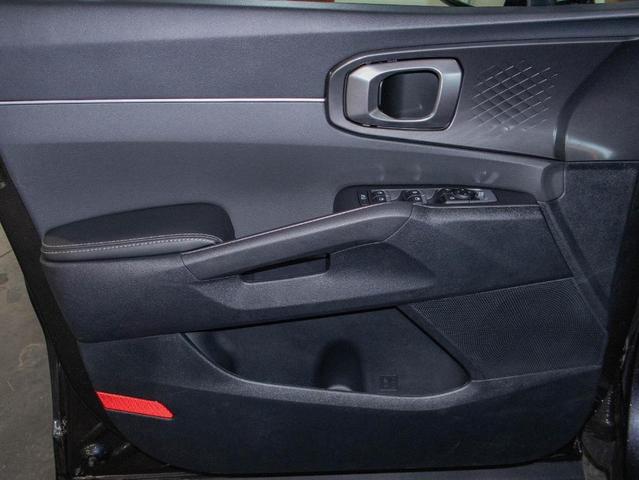 Photo of 2025 Metal Kia Sorento