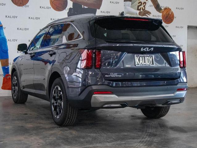 Photo of 2025 Metal Kia Sorento