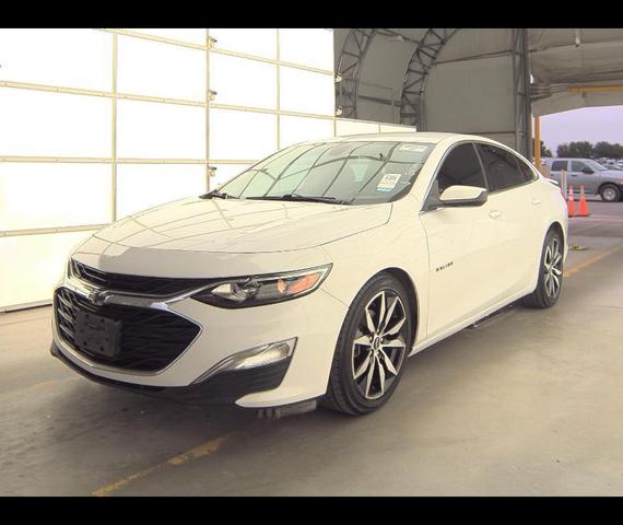 Photo of 2021 Summit White Chevrolet Malibu
