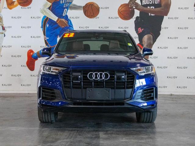 Photo of 2022 Navarra Blue Metallic Audi Q7