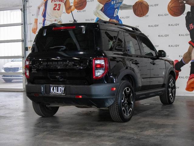 Photo of 2023 Shadow Black Ford Bronco Sport