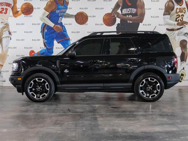 Photo of 2023 Shadow Black Ford Bronco Sport