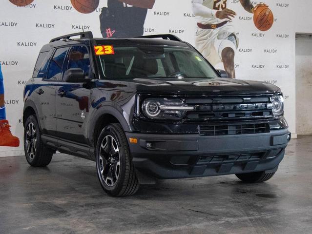Photo of 2023 Shadow Black Ford Bronco Sport