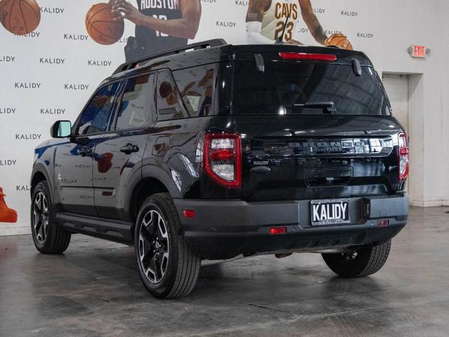 Photo of 2023 Shadow Black Ford Bronco Sport