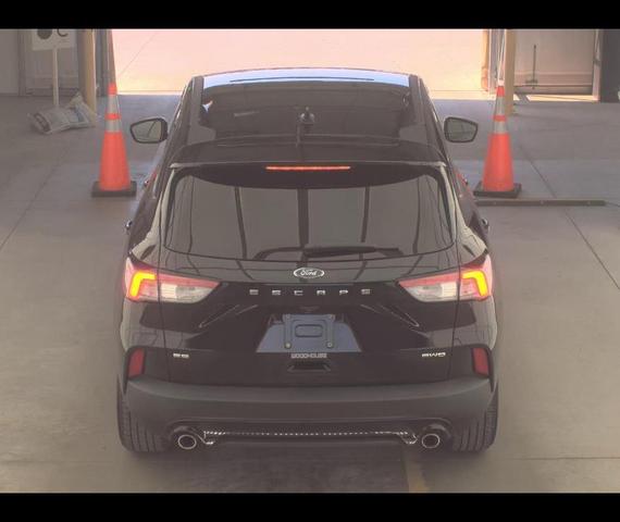 Photo of 2021 Agate Black Metallic Ford Escape
