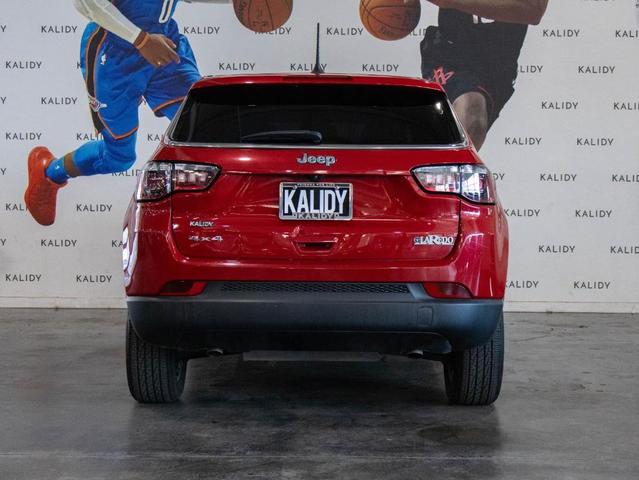 Photo of 2023 Redline Pearlcoat Jeep Compass