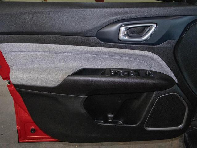 Photo of 2023 Redline Pearlcoat Jeep Compass