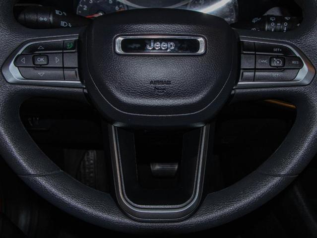 Photo of 2023 Redline Pearlcoat Jeep Compass