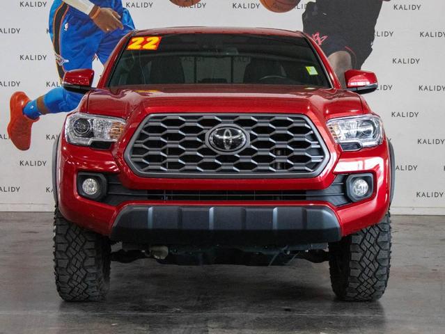 Photo of 2022 Barcelona Red Metallic Toyota Tacoma