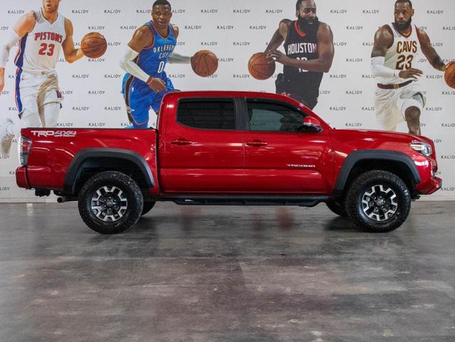 Photo of 2022 Barcelona Red Metallic Toyota Tacoma