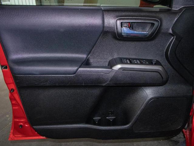 Photo of 2022 Barcelona Red Metallic Toyota Tacoma