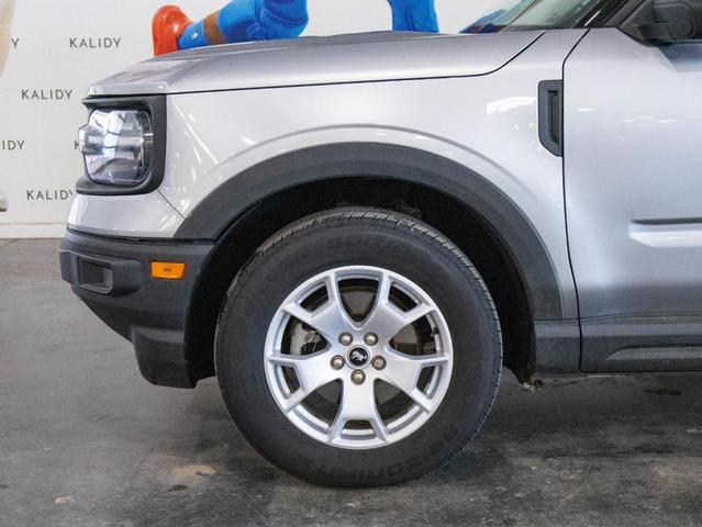 Photo of 2021 Iconic Silver Metallic Ford Bronco Sport