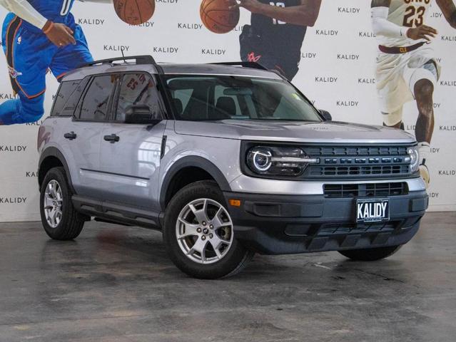 Photo of 2021 Iconic Silver Metallic Ford Bronco Sport