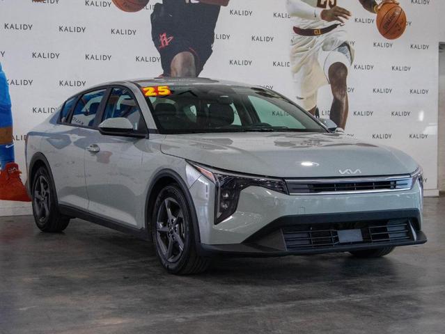 Photo of 2025 Haze Kia K4
