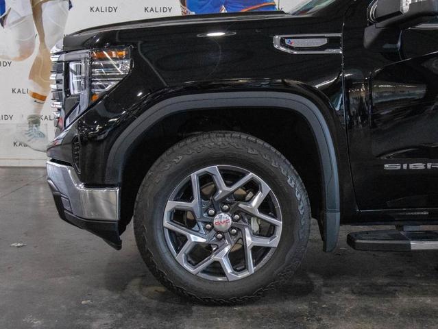 Photo of 2023 Onyx Black GMC Sierra 1500