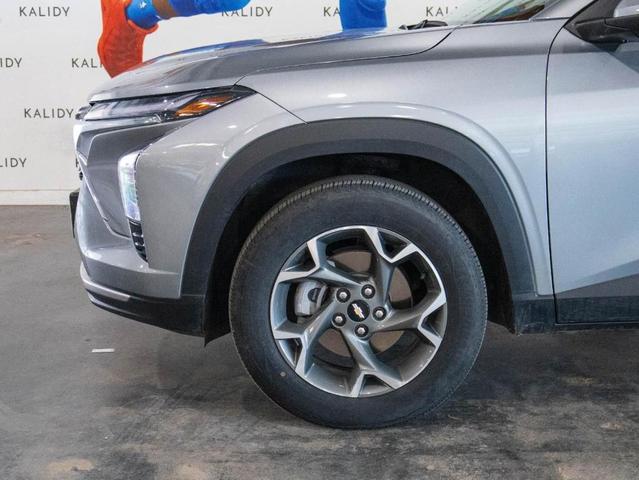 Photo of 2024 Sterling Gray Metallic Chevrolet Trax